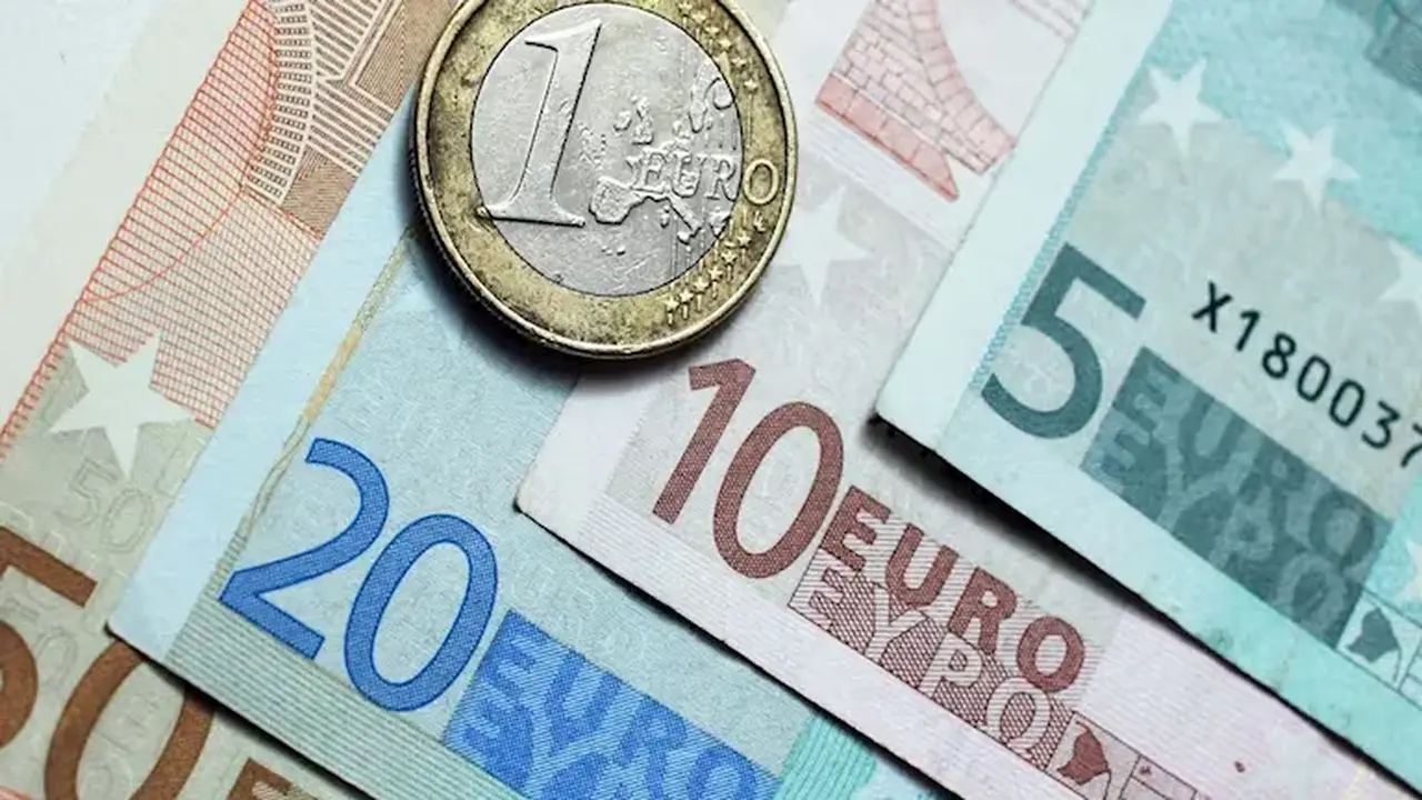 ارتفاع سعر اليورو مقابل الجنيه في 5 بنوك مصرية خلال تعاملات اليوم